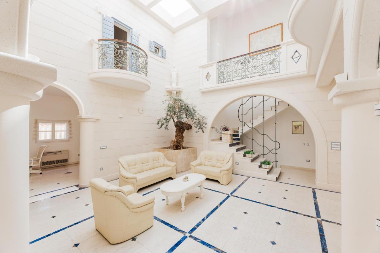 Villa Atrium Makarska Exteriör bild